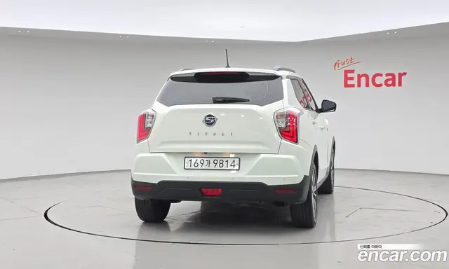 SsangYong TIBOLI 2021 1.5 автомат (гидро), миниатюра 4