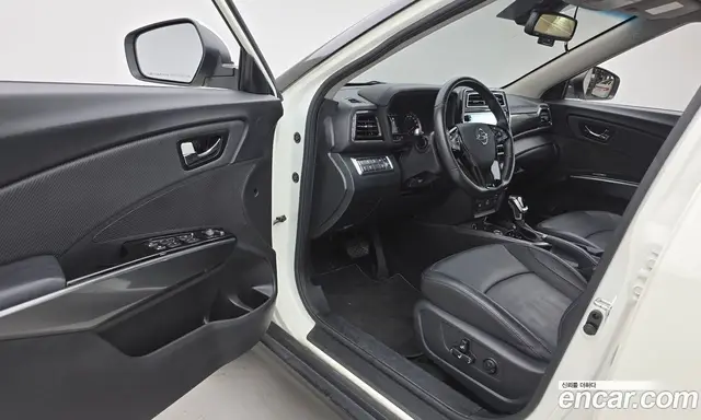 SsangYong TIBOLI 2021 1.5 автомат (гидро), миниатюра 10