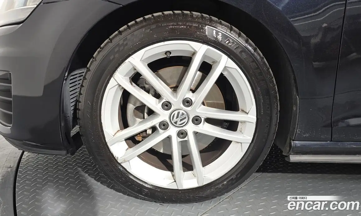 Volkswagen Golf 2014 2.0 автомат (гидро), фото 5 Volkswagen Golf 2014 2.0 автомат (гидро), фото 5
