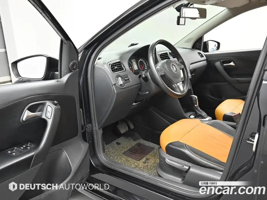 Volkswagen Polo 2014 1.6 автомат (гидро), фото 11