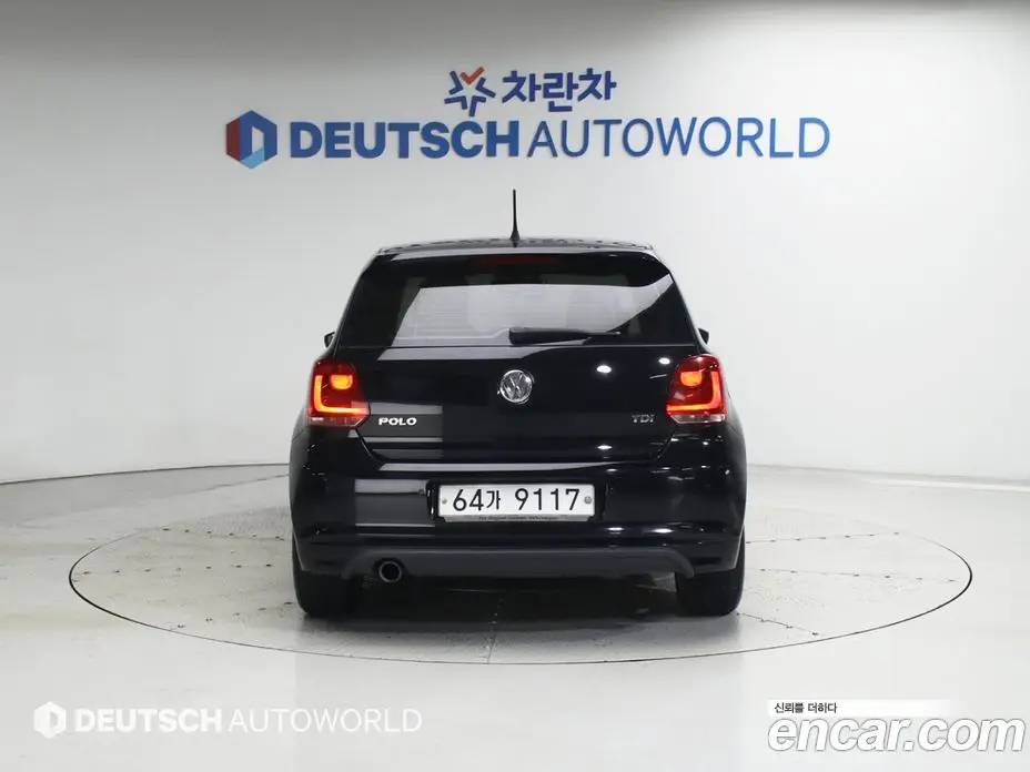 Volkswagen Polo 2014 1.6 автомат (гидро), фото 4