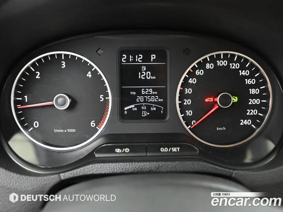 Volkswagen Polo 2014 1.6 автомат (гидро), фото 8