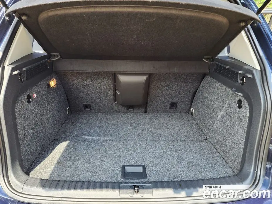 Volkswagen Tiguan 2015 2.0 автомат (гидро), фото 13