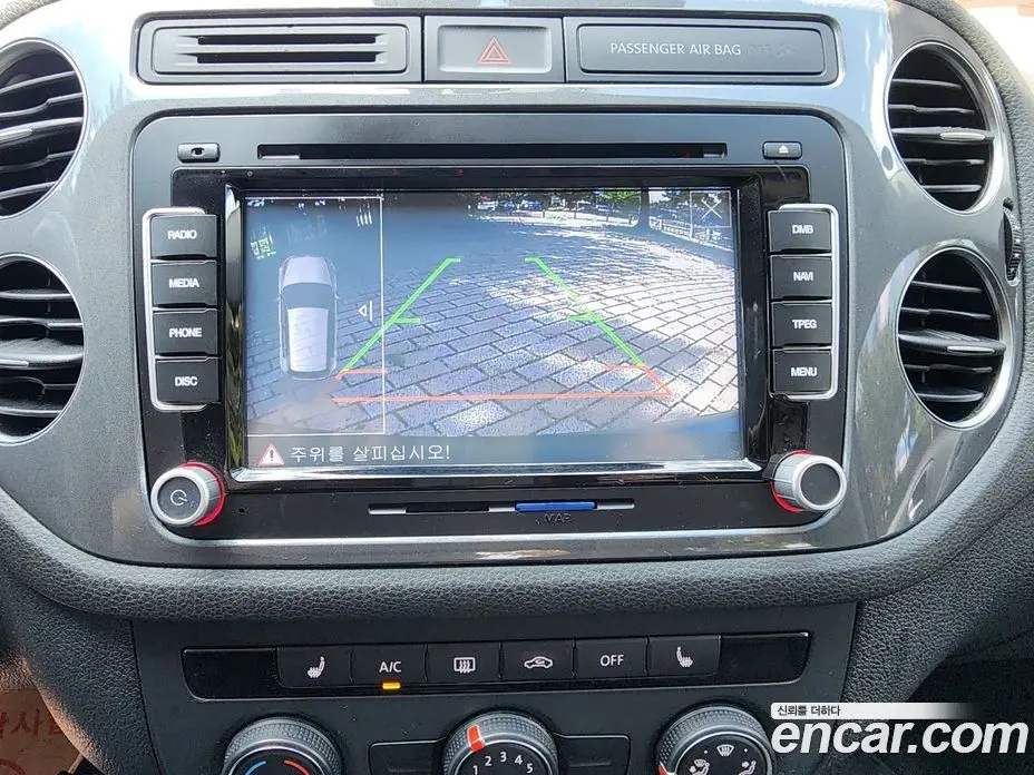 Volkswagen Tiguan 2015 2.0 автомат (гидро), фото 15