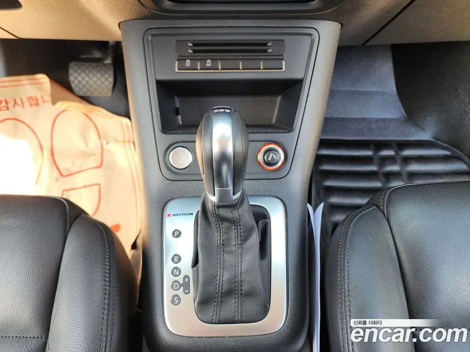 Volkswagen Tiguan 2015 2.0 автомат (гидро), фото 17