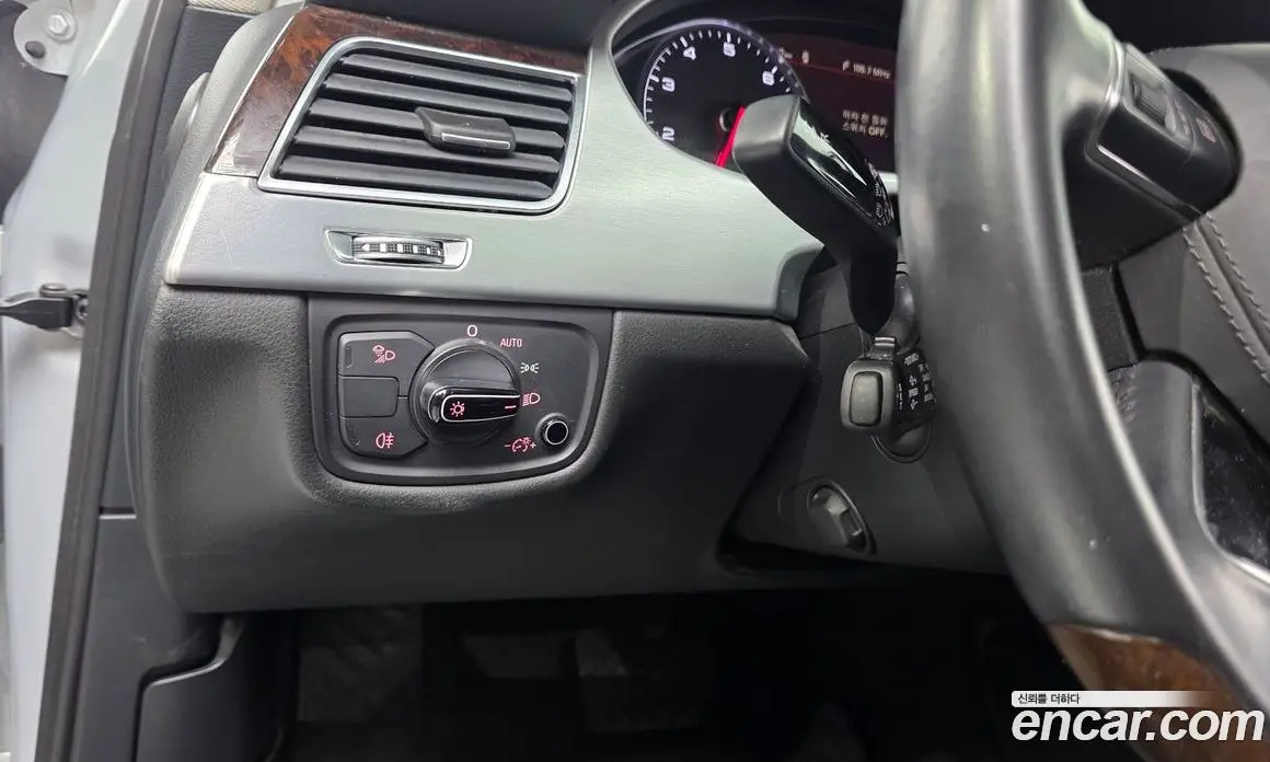 Audi A8 2014 4.0 автомат (гидро), фото 16
