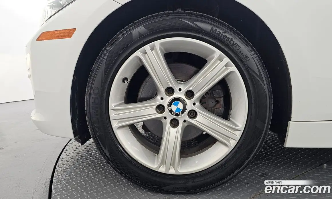 BMW 3 серия 2012 2.0 автомат (гидро), фото 5