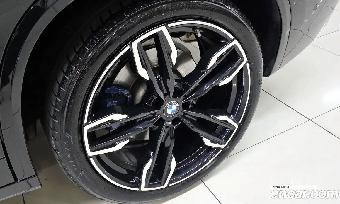 BMW X3 2024 3.0 автомат (гидро), фото 20 BMW X3 2024 3.0 автомат (гидро), фото 20