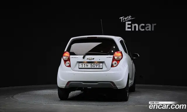 Chevrolet Spark 2015 1.0 автомат (гидро), миниатюра 4 Chevrolet Spark 2015 1.0 автомат (гидро), миниатюра 4
