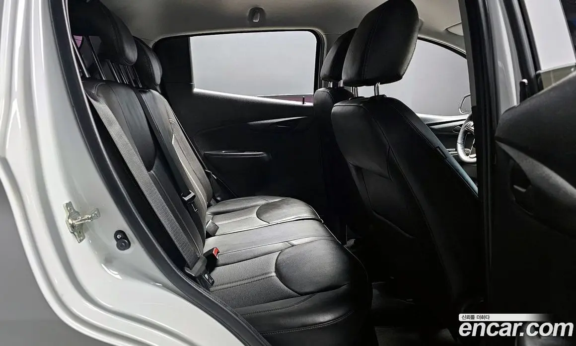 Chevrolet Spark 2019 1.0 автомат (гидро), фото 12