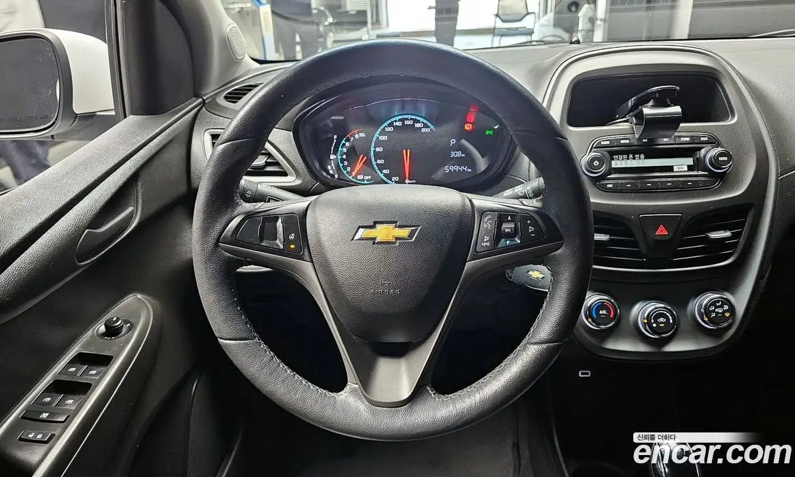 Chevrolet Spark 2019 1.0 автомат (гидро), фото 13