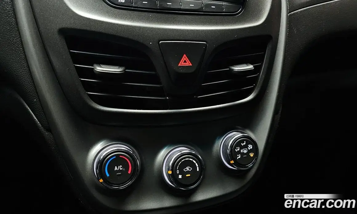 Chevrolet Spark 2019 1.0 автомат (гидро), фото 15