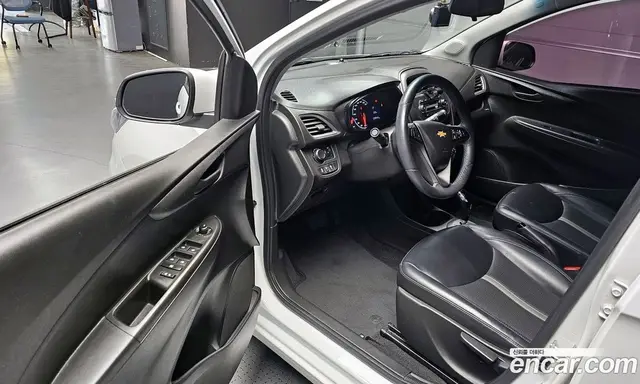 Chevrolet Spark 2019 1.0 автомат (гидро), миниатюра 10