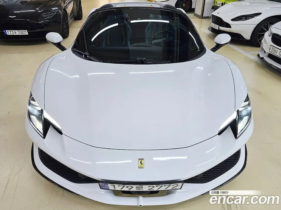 Ferrari 296 2023 3.0 автомат (гидро), фото 1 Ferrari 296 2023 3.0 автомат (гидро), фото 1