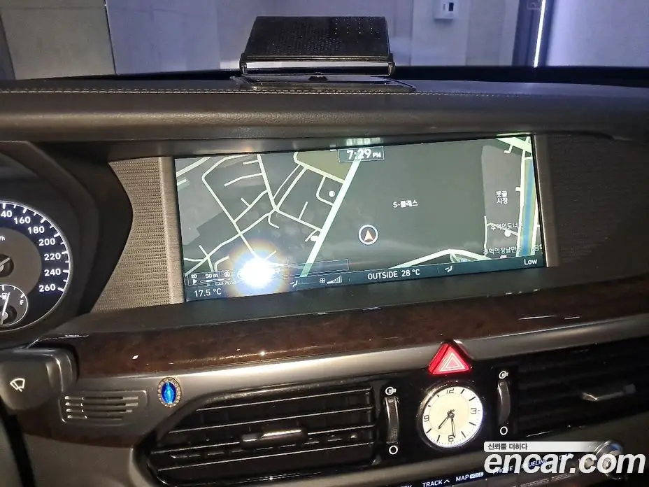 Genesis EQ900 2016 3.8 автомат (гидро), фото 17 Genesis EQ900 2016 3.8 автомат (гидро), фото 17