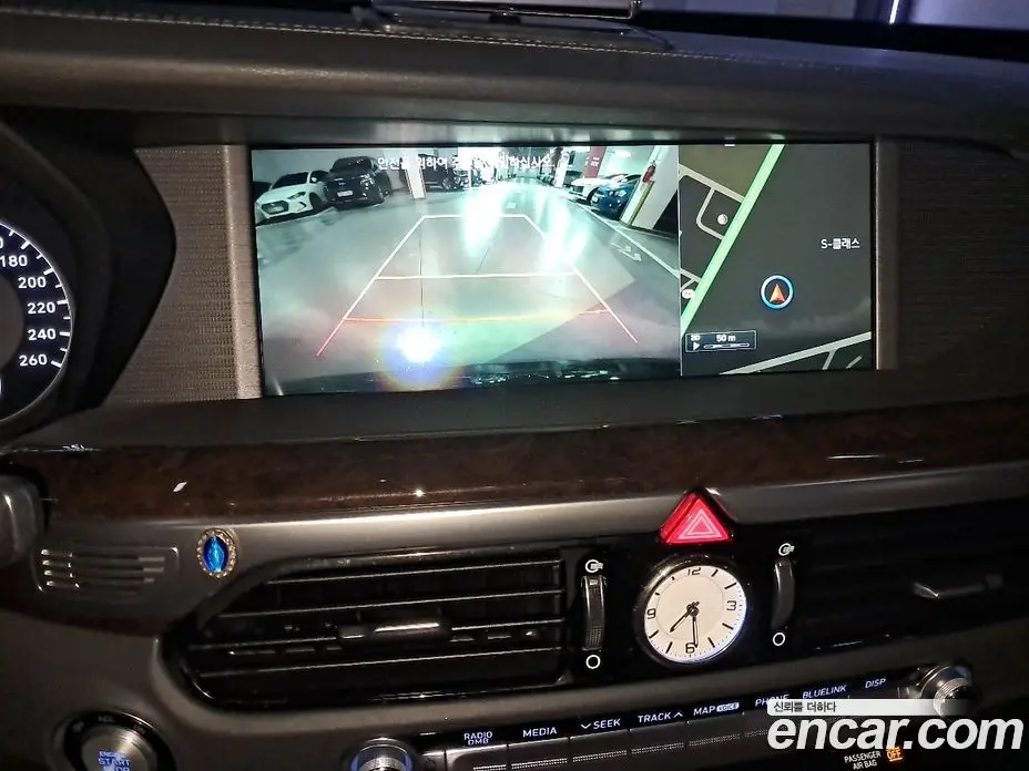 Genesis EQ900 2016 3.8 автомат (гидро), фото 18 Genesis EQ900 2016 3.8 автомат (гидро), фото 18