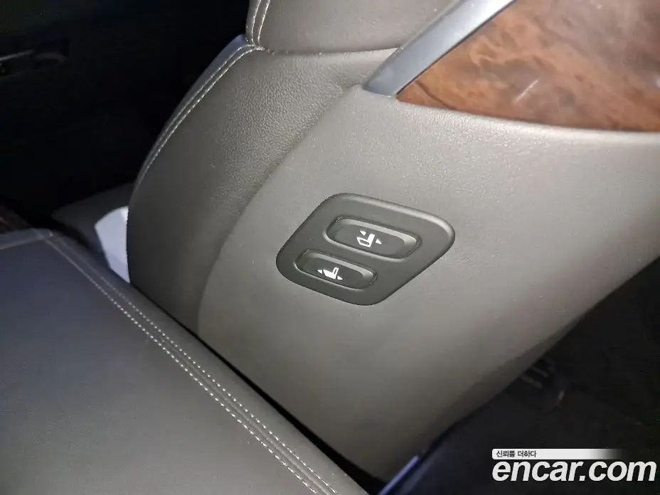 Genesis EQ900 2016 3.8 автомат (гидро), фото 20 Genesis EQ900 2016 3.8 автомат (гидро), фото 20