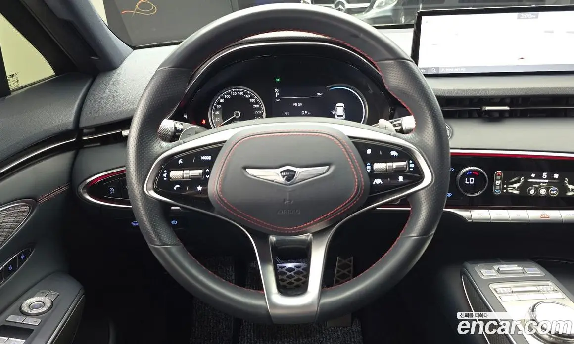 Genesis GV70 2021 2.5 автомат (гидро), фото 13 Genesis GV70 2021 2.5 автомат (гидро), фото 13