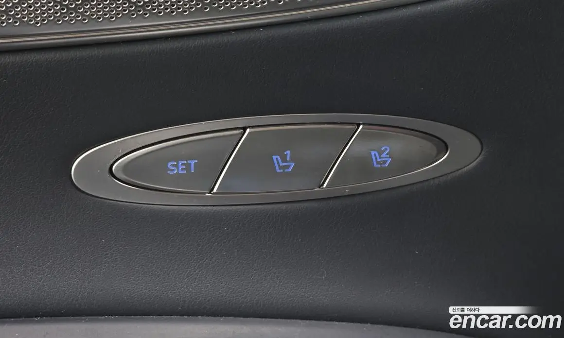 Genesis GV70 2021 2.5 автомат (гидро), фото 14 Genesis GV70 2021 2.5 автомат (гидро), фото 14