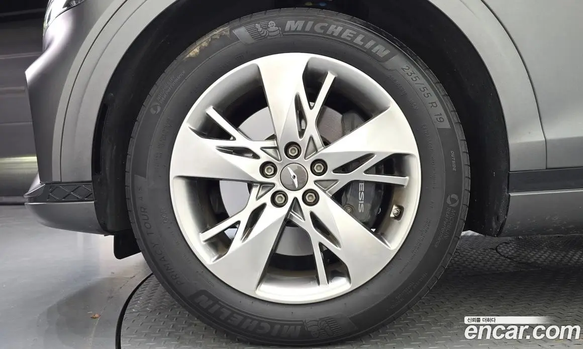 Genesis GV70 2021 2.5 автомат (гидро), фото 5 Genesis GV70 2021 2.5 автомат (гидро), фото 5