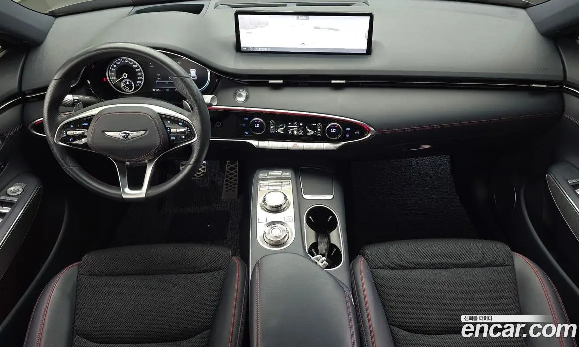 Genesis GV70 2021 2.5 автомат (гидро), фото 7 Genesis GV70 2021 2.5 автомат (гидро), фото 7
