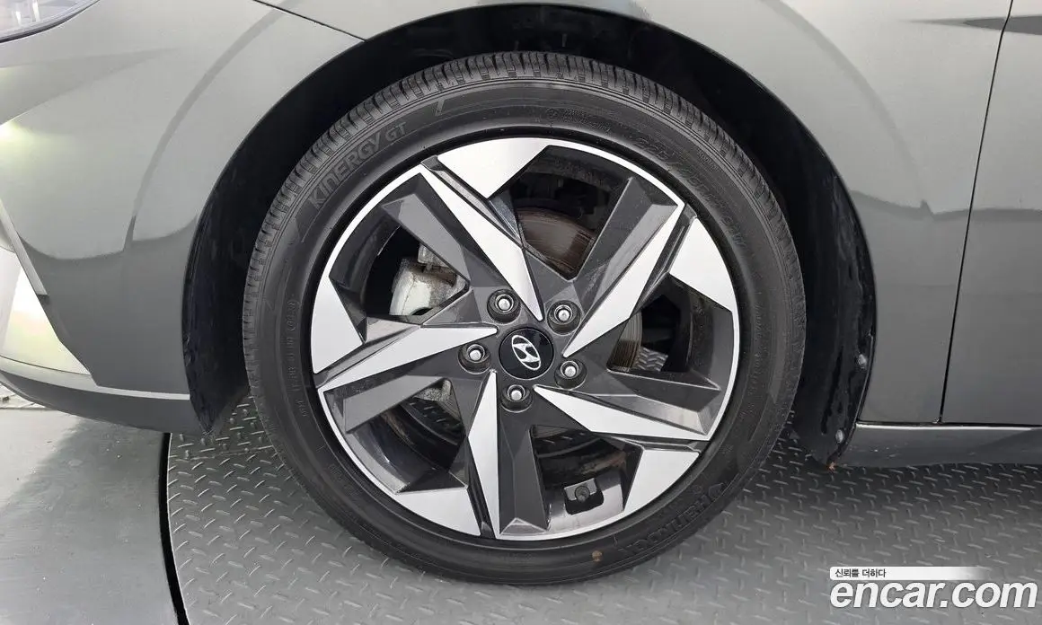 Hyundai Avante 2023 1.6 автомат (гидро), фото 5 Hyundai Avante 2023 1.6 автомат (гидро), фото 5