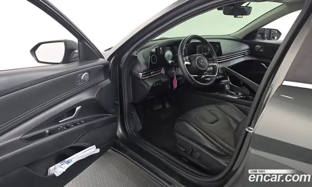Hyundai Avante 2023 1.6 автомат (гидро), миниатюра 10 Hyundai Avante 2023 1.6 автомат (гидро), миниатюра 10