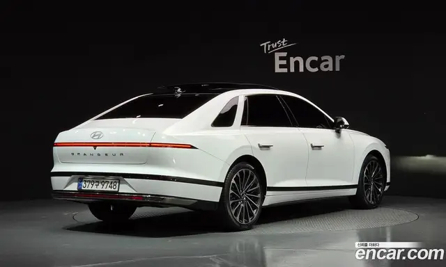 Hyundai Grandeur 2025 1.6 автомат (гидро), миниатюра 2
