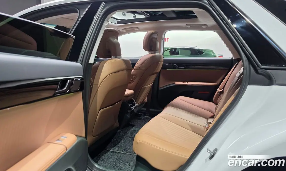 Hyundai Grandeur 2025 1.6 автомат (гидро), фото 11
