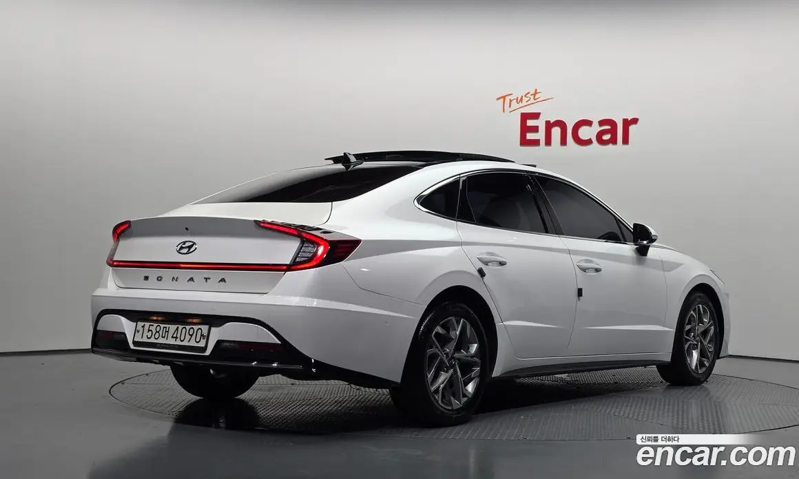Hyundai Sonata 2019 2.0 автомат (гидро), фото 2 Hyundai Sonata 2019 2.0 автомат (гидро), фото 2