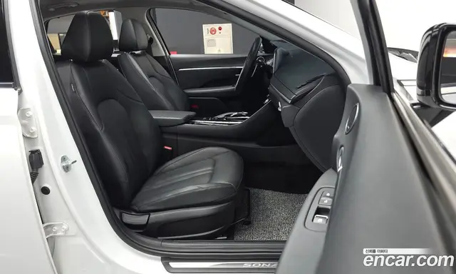 Hyundai Sonata 2019 2.0 автомат (гидро), миниатюра 11 Hyundai Sonata 2019 2.0 автомат (гидро), миниатюра 11
