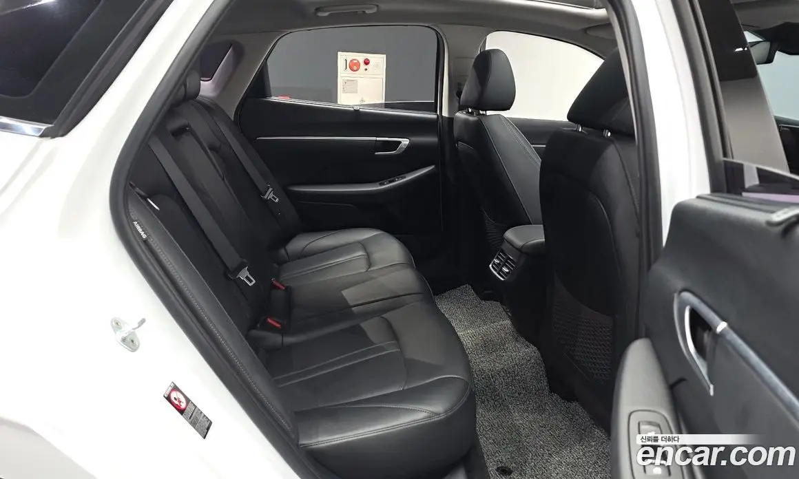 Hyundai Sonata 2019 2.0 автомат (гидро), фото 12 Hyundai Sonata 2019 2.0 автомат (гидро), фото 12