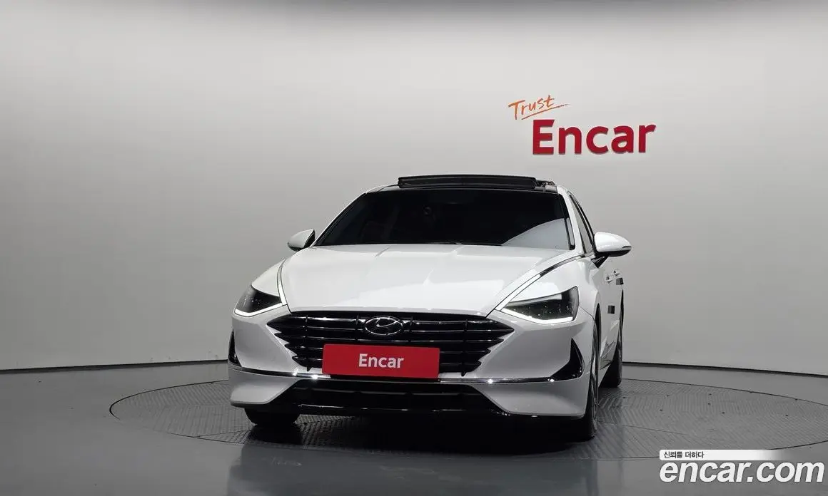 Hyundai Sonata 2019 2.0 автомат (гидро), фото 3 Hyundai Sonata 2019 2.0 автомат (гидро), фото 3