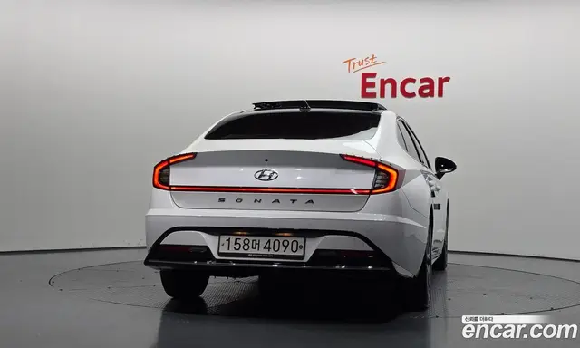 Hyundai Sonata 2019 2.0 автомат (гидро), миниатюра 4 Hyundai Sonata 2019 2.0 автомат (гидро), миниатюра 4