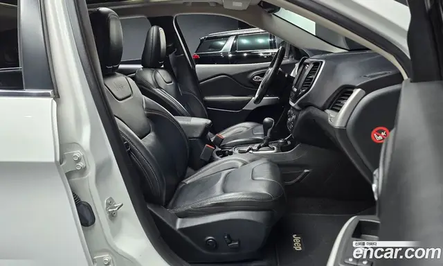 Jeep Cherokee 2017 2.4 автомат (гидро), миниатюра 11