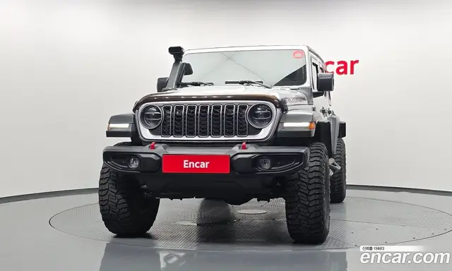Jeep Wrangler 2022 2.0 автомат (гидро), миниатюра 3