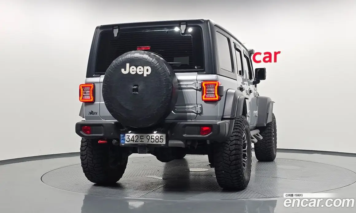 Jeep Wrangler 2022 2.0 автомат (гидро), фото 4