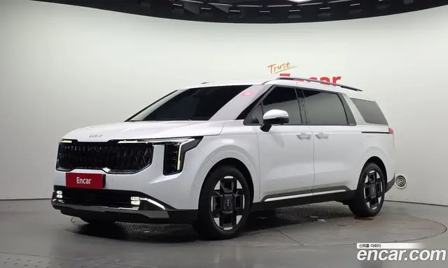 Kia Carnival, 2024, 17 435 км