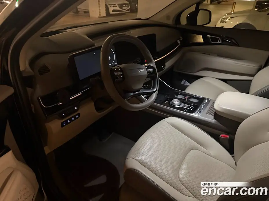 Kia Carnival 2025 1.6 автомат (гидро), фото 13