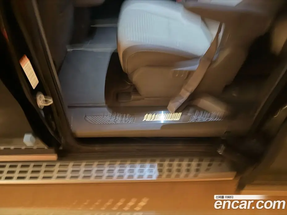 Kia Carnival 2025 1.6 автомат (гидро), фото 15
