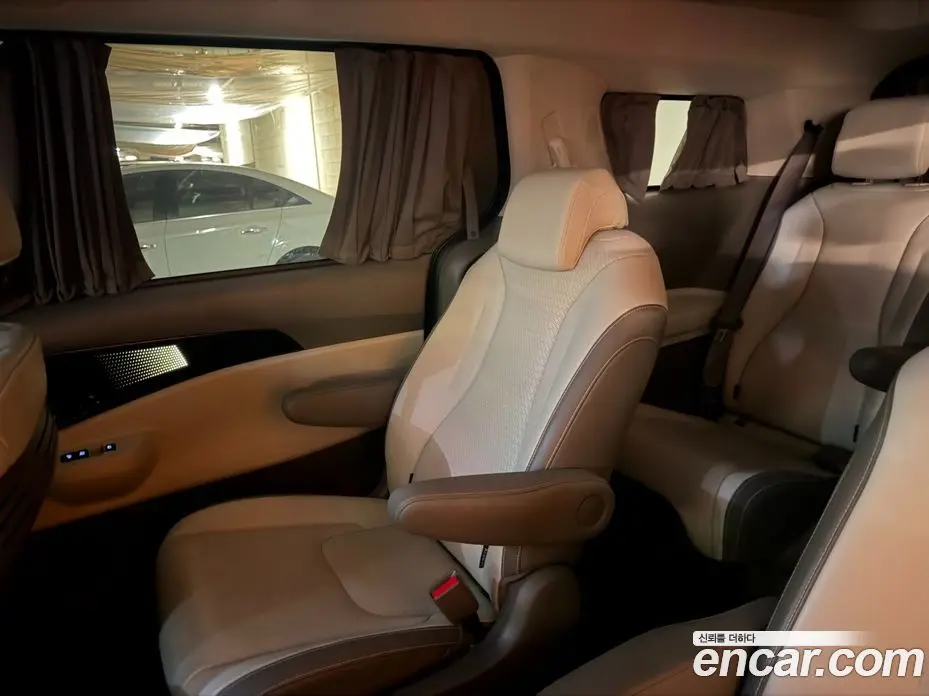 Kia Carnival 2025 1.6 автомат (гидро), фото 19