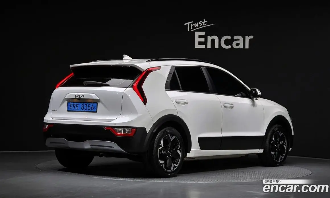 Kia Niro 2023 0.2 автомат (гидро), фото 2 Kia Niro 2023 0.2 автомат (гидро), фото 2