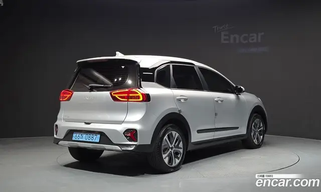 Kia Niro 2023 0.2 автомат (гидро), миниатюра 2