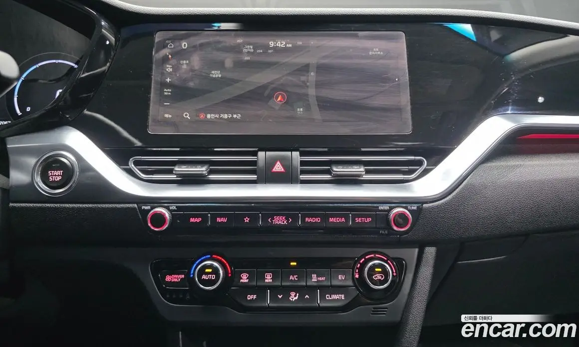 Kia Niro 2023 0.2 автомат (гидро), фото 17