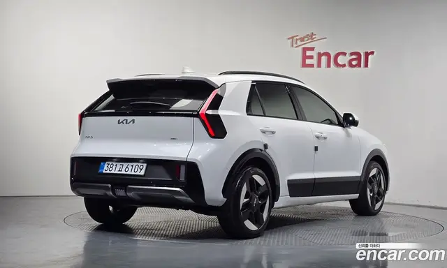 Kia Niro 2026 1.6 автомат (гидро), миниатюра 2