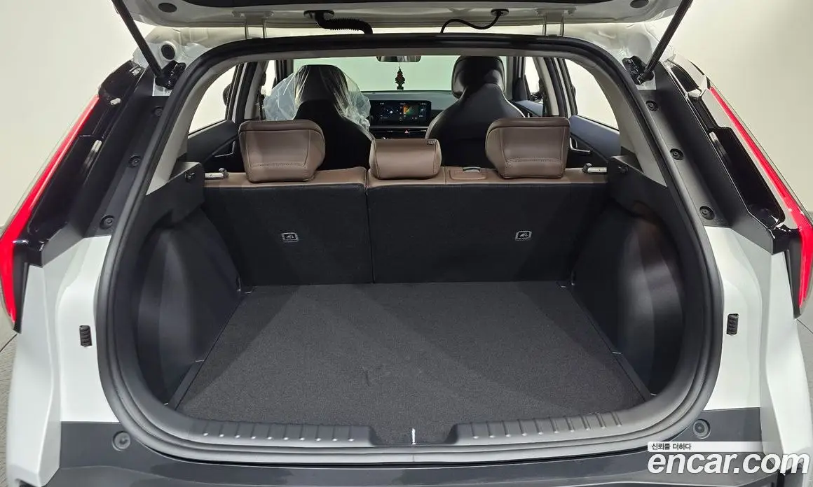 Kia Niro 2026 1.6 автомат (гидро), фото 17