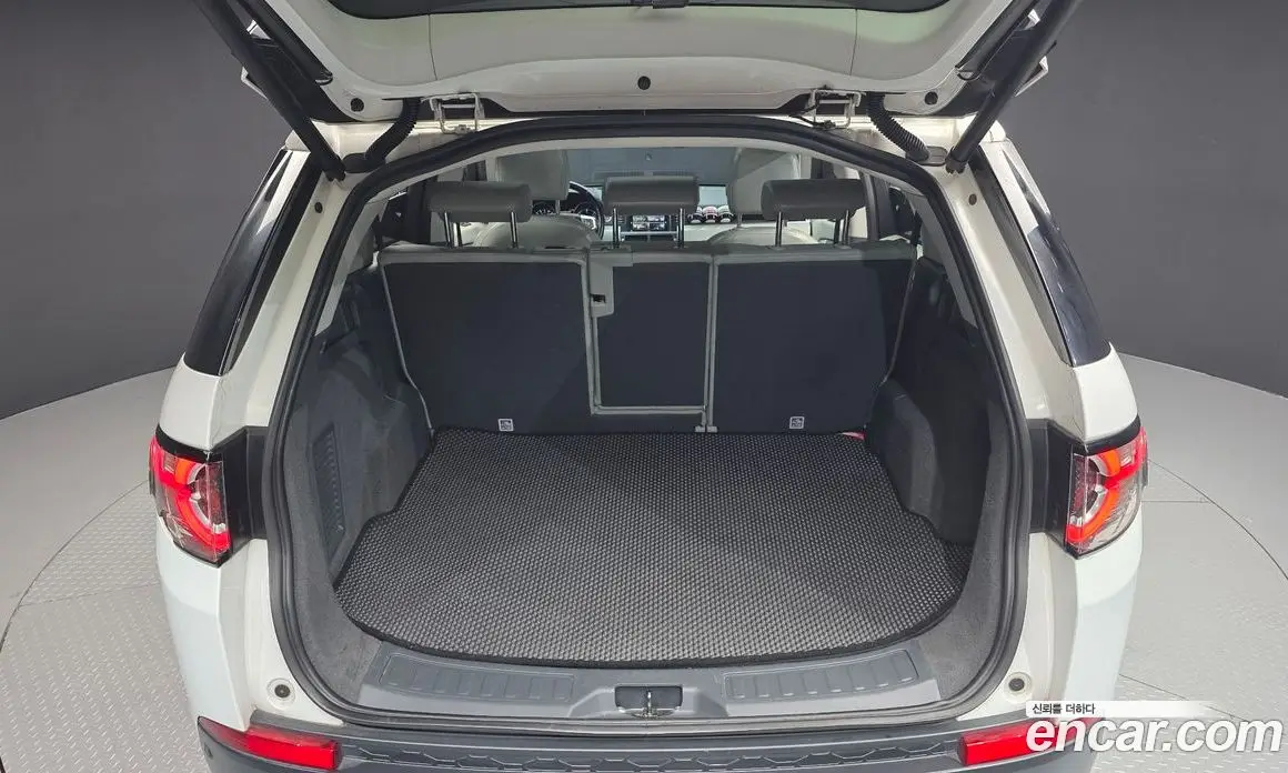 Land Rover Discovery Sport 2016 2.0 автомат (гидро), фото 20