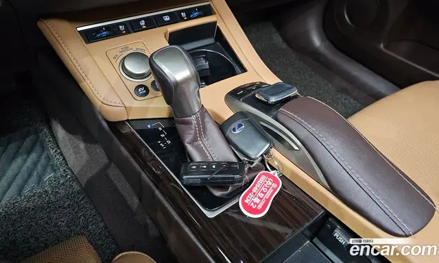 Lexus ES 2018 2.5 автомат (гидро), миниатюра 9