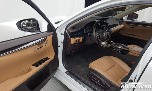 Lexus ES 2018 2.5 автомат (гидро), миниатюра 10
