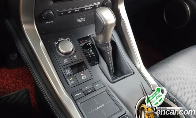 Lexus NX 2017 2.5 автомат (гидро), миниатюра 9